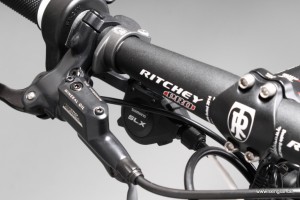 Ritchie-Lenker, Shimano SLX-Hebel und das Senglar-Daumengas