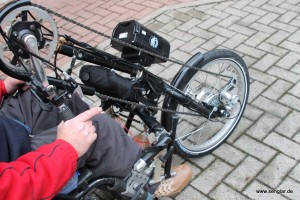 Fahrbereit: Der Senglar-Umbausatz macht das Handbike zum Pedelec